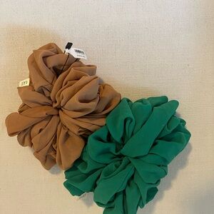 Kaxi x Free People Green and Brown Hair Scrunchie Duo